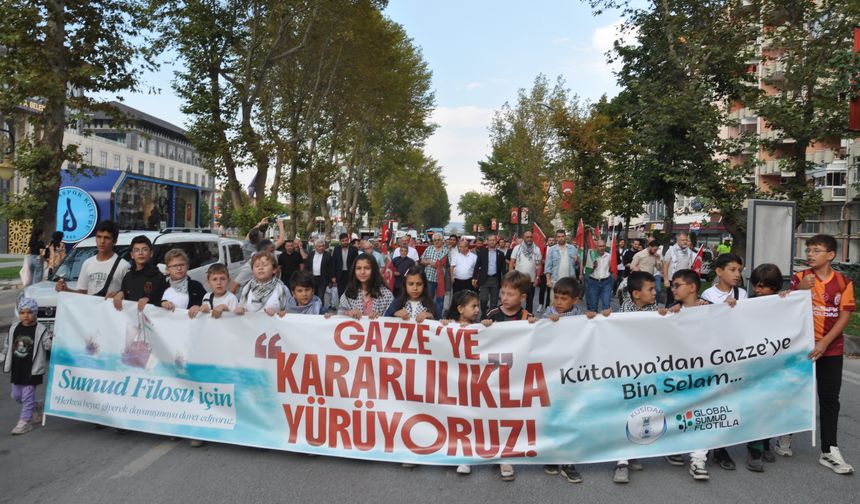 Kütahya'da Filistin ve Küresel Sumud Filosu'na destek yürüyüşü yapıldı