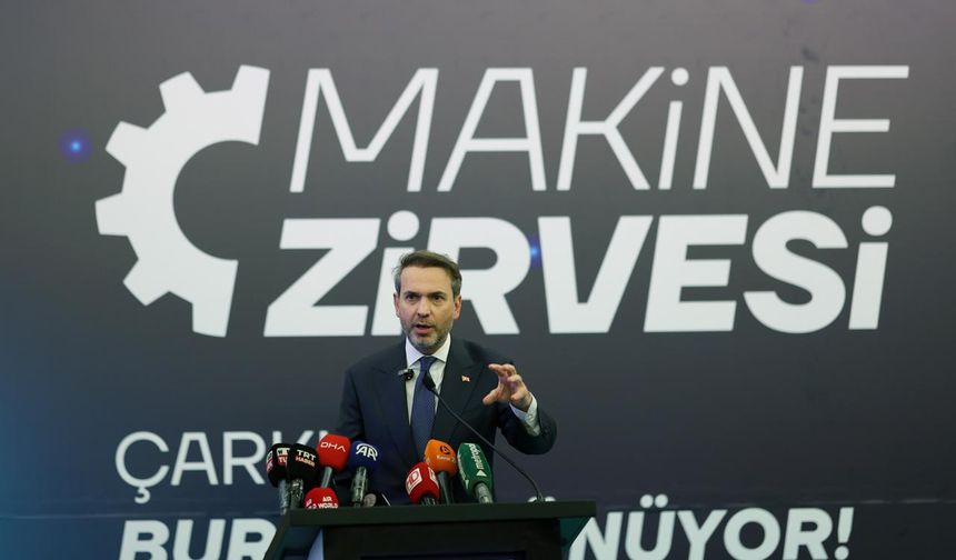 Bakan Bayraktar, Denizli'de "Makine Zirvesi 2025" programında konuştu