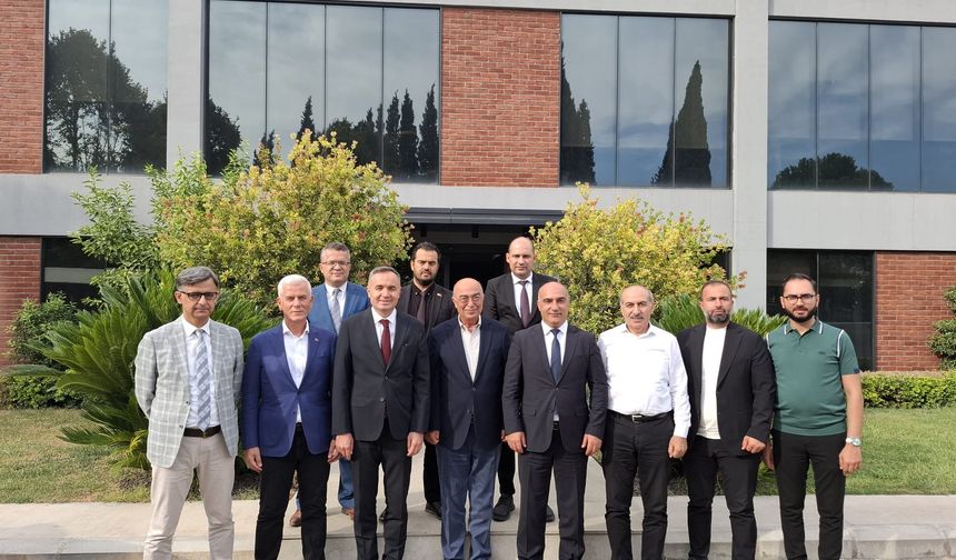 İzmir İl Sağlık Müdürü Ayhan Kul ziyaretlerde bulundu