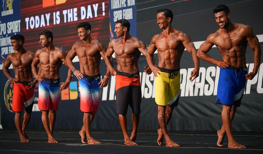 Türkiye Vücut Geliştirme ve Fitness Şampiyonası Ege'nin incisi İzmir'de yapıldı
