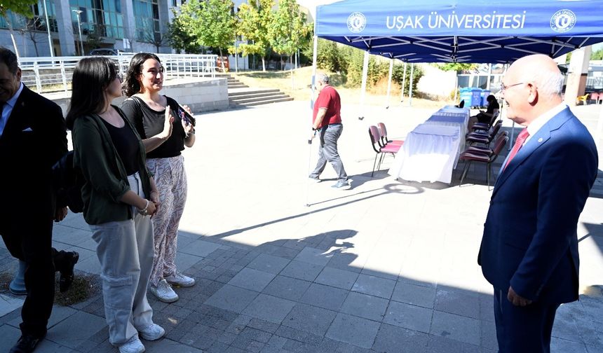 Uşak Üniveristesinde kayıt heyecanı!