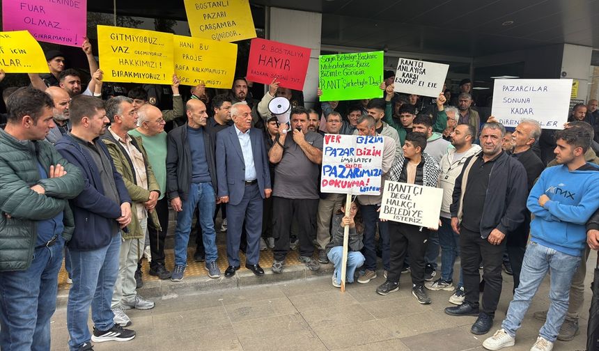 Pazar esnafından Karşıyaka Belediyesine tekstil fuarı tepkisi