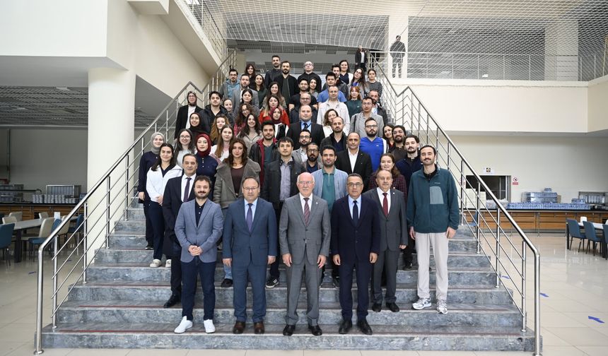 Rektör Savaş, Yeni Akademik Personel ile Oryantasyon Programında Buluştu