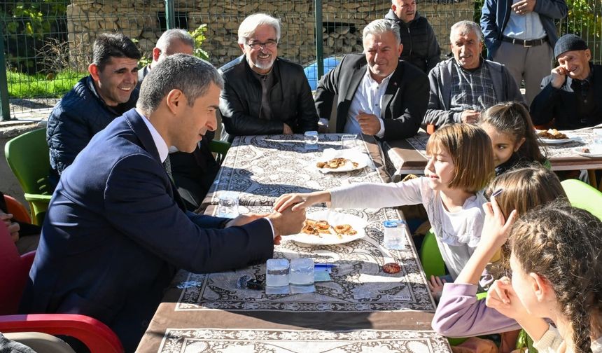 Uşak Merkez Ürünköy sakinleriyle buluştu