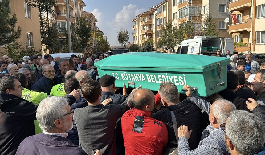 "Cep Herkülü" Süleymanoğlu'nun antrenörü Pekünlü Kütahya'da defnedildi