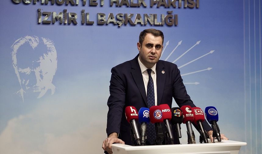 CHP İzmir İl Başkanı Çağatay Güç basın toplantısı düzenledi