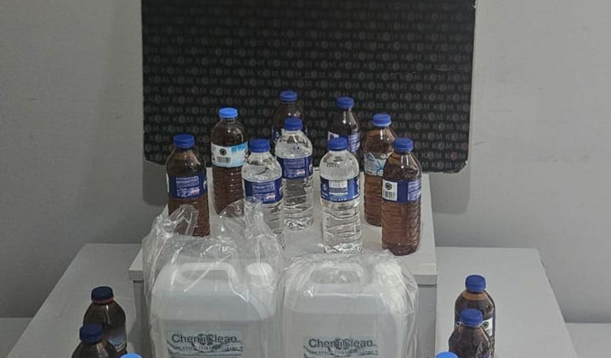 Uşak'ta sahte rakı, viski ve votka yakalandı