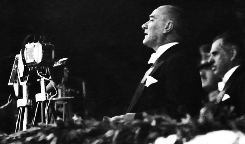 Ulu Önder Gazi Mustafa Kemal Atatürk'ü saygıyla anıyoruz