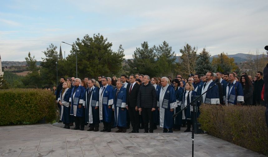 Uşak Üniversitesinde 10 Kasım Atatürk’ü Anma Etkinlikleri Yapıldı