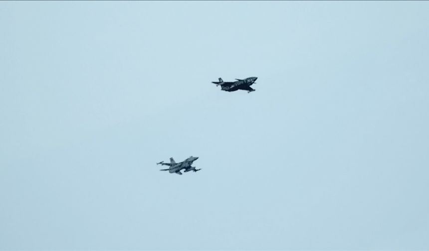 KIZILELMA, F-16 ile atış testinde tam isabet!