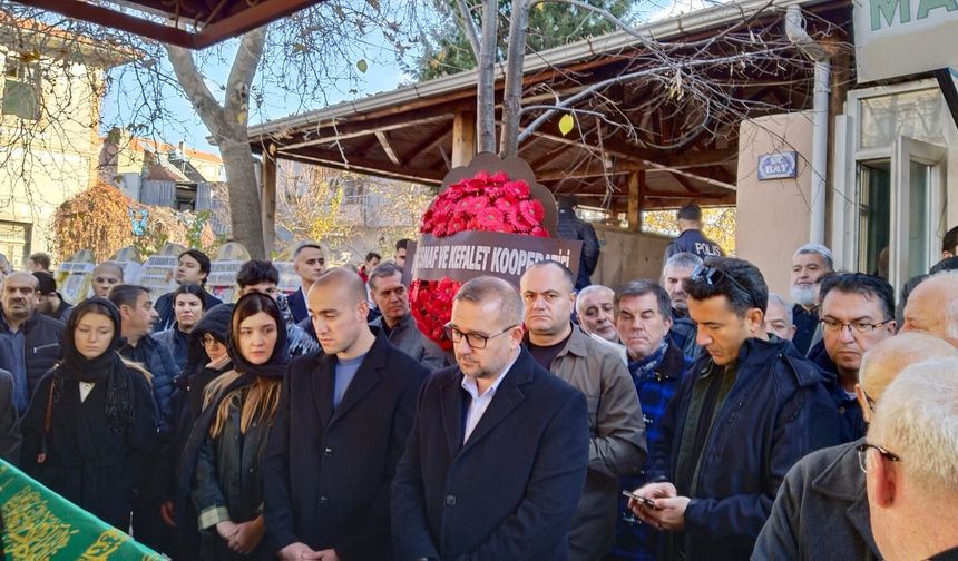 Merkez Bankası Başkanı Fatih Karahan'ın annesi Uşak'ta son yolculuğuna uğurlandı