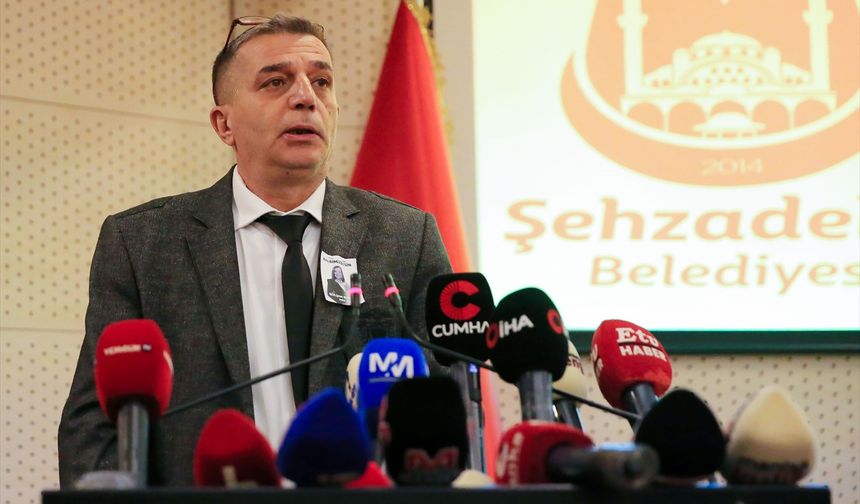 Şehzadeler'in yeni belediye başkanı Hakan Şimşek oldu