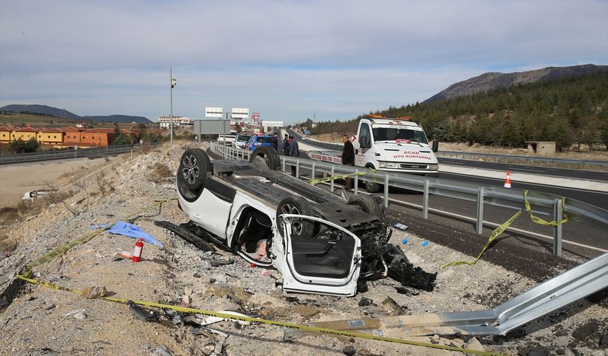 Denizli'de otomobil devrildi, sürücü öldü!