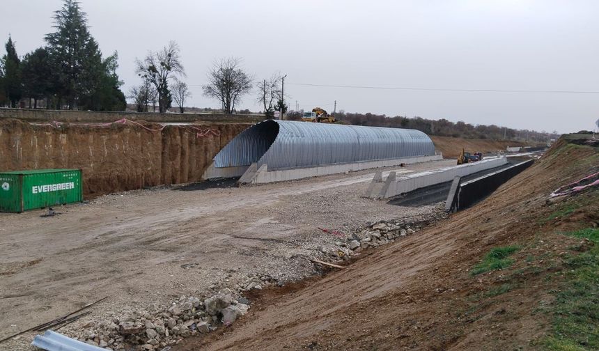 İzmir, Uşak, Afyon ve Ankara'nın beklediği yüksek hızlı tren ne zaman bitecek sorusunun cevabı!