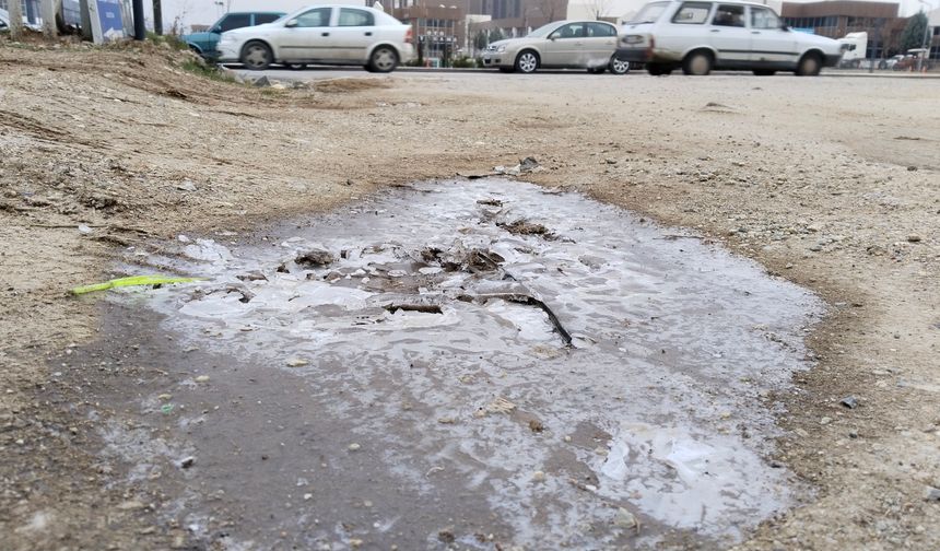 Uşak'ta dondurucu soğuklar devam edecek! Kar beklentisi yok, havanın yumuşama ihtimali çok az!