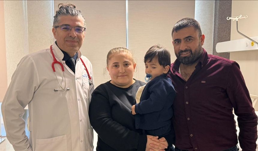 2 yaşındaki çocuğun çoklu organ yetmezliği tedavi edildi