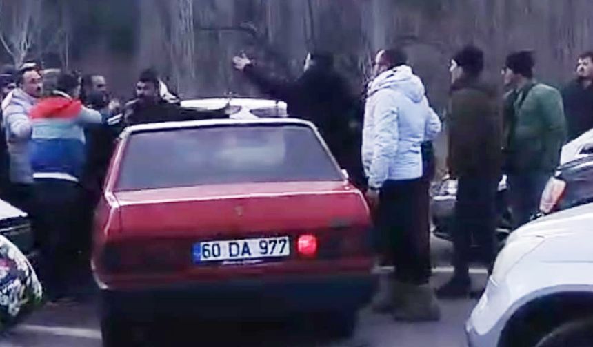 Uşak ve Gediz arasındaki festivalde trafik felç oldu!