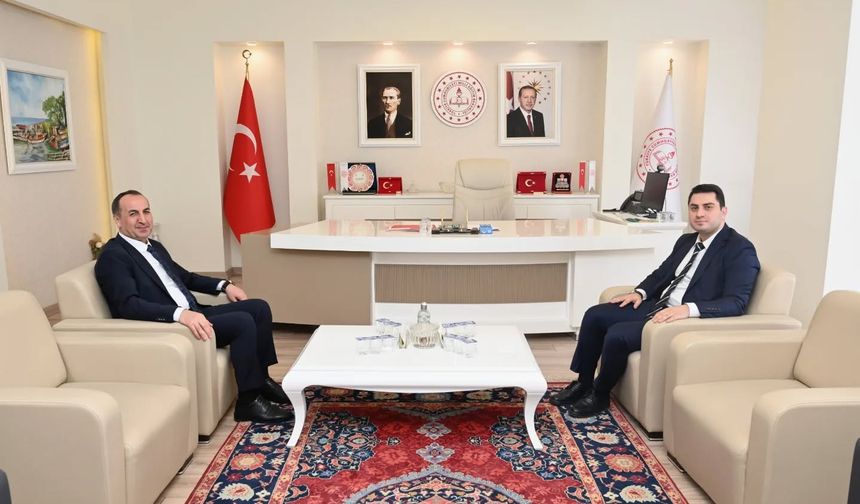Karahallı Kaymakamı Çelebi'den Milli Eğitim Müdürü Yücel'e Ziyaret
