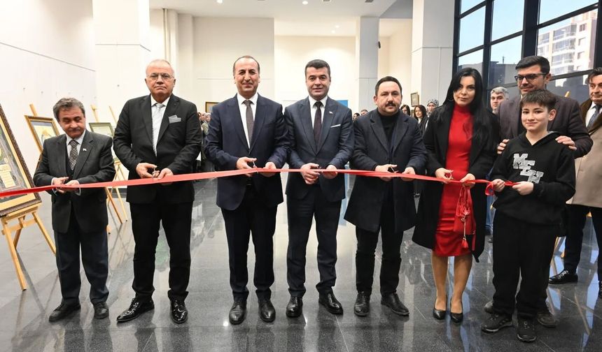 Uşak Arkeoloji Müzesi'nde “Sanatın Diliyle Değerlerimiz” Sergisi Açıldı