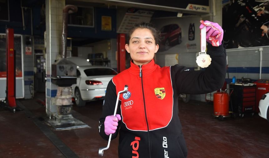 Şuhut Anayurt'tan Hatice Kartal, otomobil tamirinde usta oldu!