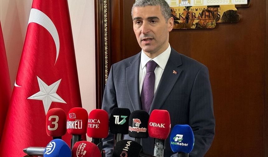 Vali Naci Aktaş Afyonkarahisar'da görevine başladı