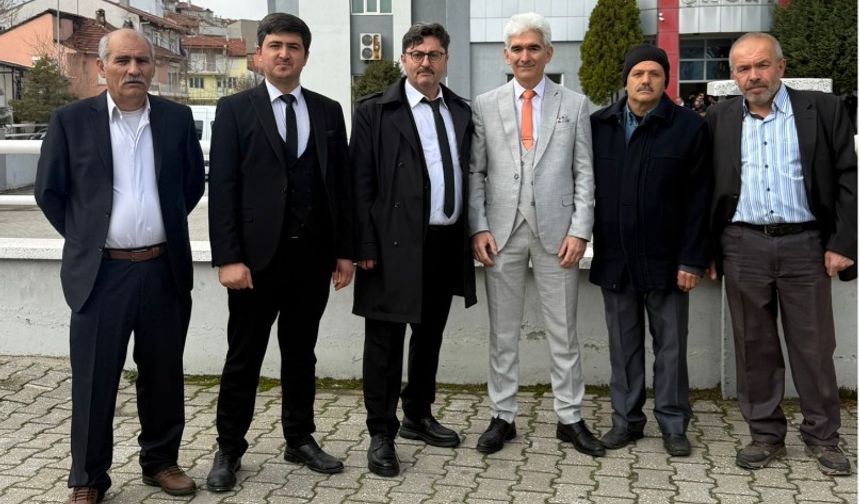 6 adayın yarıştığı Uşak Manavlar Odası'nda Önder Ayhan başkan seçildi