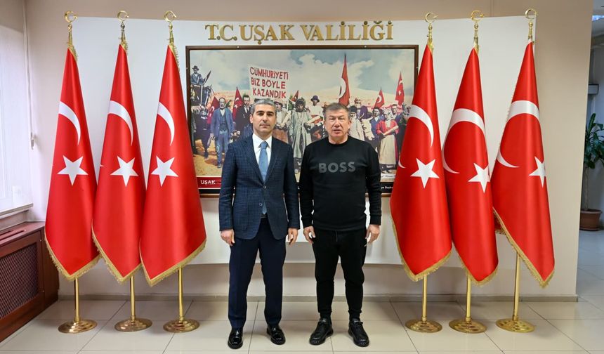 Türk Futbolunun efsanevi ismi Tanju Çolak'tan Vali Aktaş'a ziyaret!