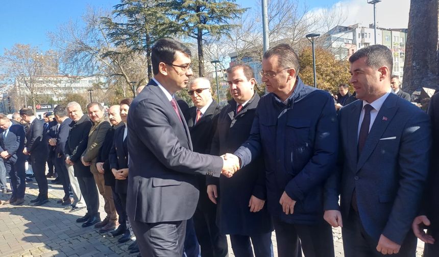 Uşak Valisi Serdar Kartal, göreve başladı