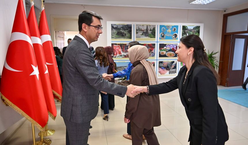 Uşak Valiliği’nde bayramlaşma