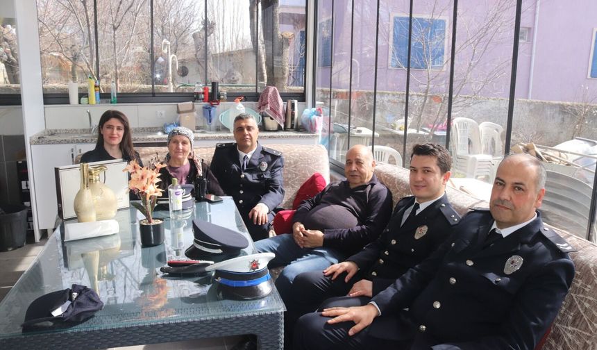 Uşak İl Emniyet Müdürlüğüne bağlı Banaz İlçe Emniyet Müdürlüğü, şehit annelerini unutmadı