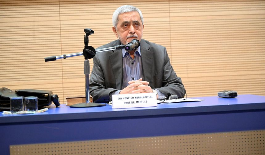 Uşak Üniversitesi'nde Safahat'ı konuştular!