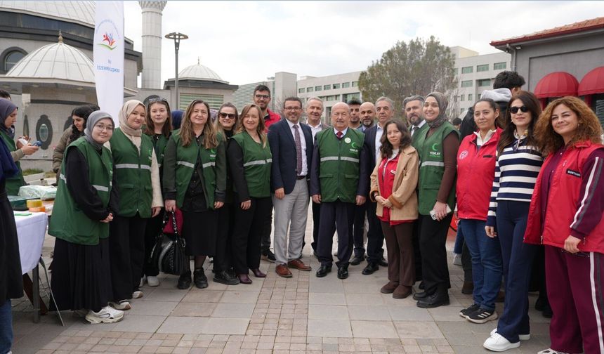 Uşak Üniversitesi'nde bağımlılıkla mücadele sürüyor!