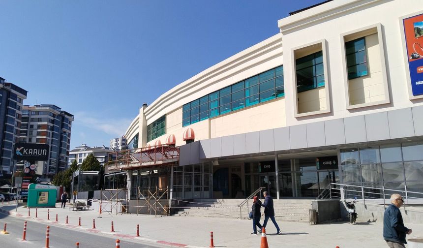 Uşak Karun AVM, bayram sonrası 10 gün içinde kapılarını yeniden açacak!