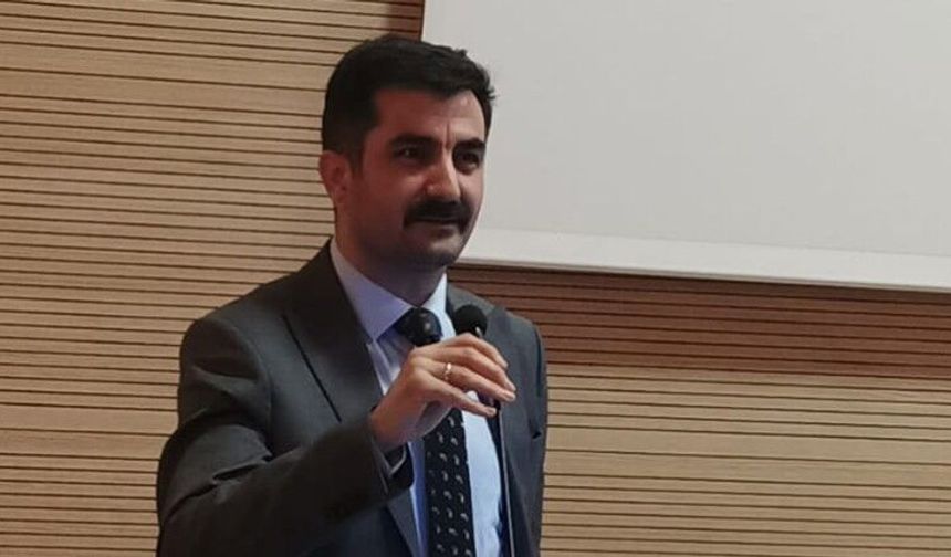 Savcı Cesur Sunar, Uşak'taki üniversitelileri IBAN dolandırıcılarına karşı uyardı!