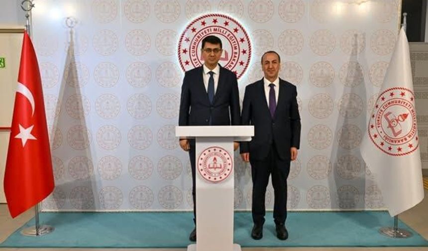 Uşak Valisi Kartal, okulların ve eğitimin genel durumunu masaya yatırdı