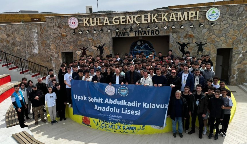 Uşak ŞAKAL öğrencileri Kula'da kampa girdi
