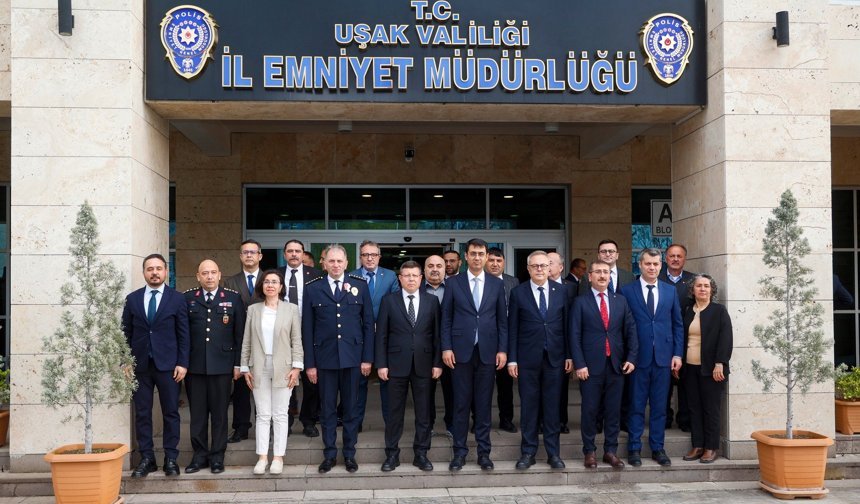 Uşak Protokolü Polis Haftası için Düzenlenen Resepsiyonda Buluştu