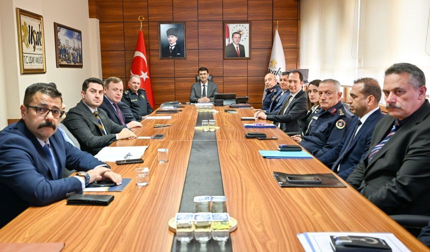 Uşak’ın huzuru için ‘İl Güvenlik, Asayiş ve Koordinasyon Kurulu Toplantısı’ gerçekleştirildi