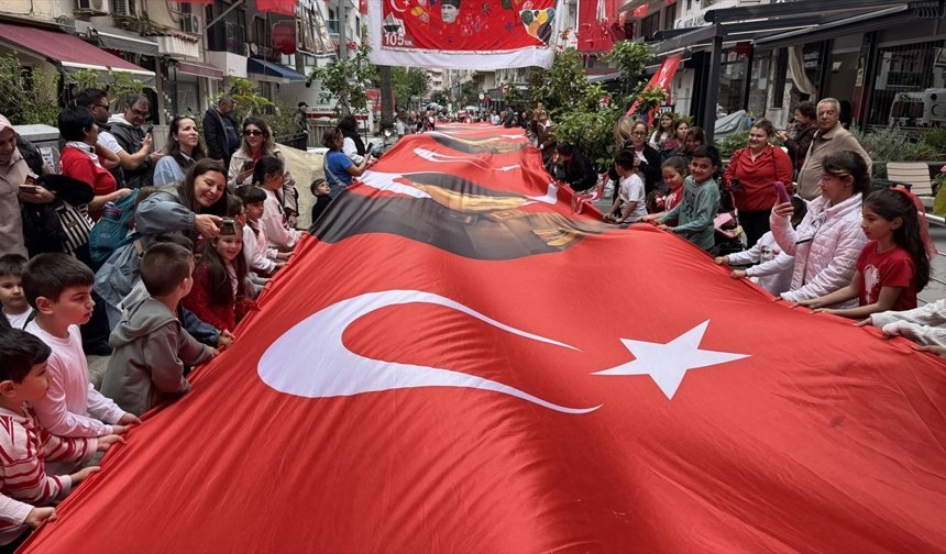 Uşak ve çevre illerde 23 Nisan Ulusal Egemenlik ve Çocuk Bayramı kutlandı