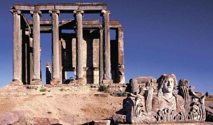 Aizanoi Antik Kenti'nin önemini sahnelediler!