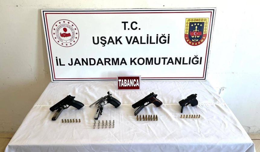 Uşak Eşme’de kaçak silah baskını