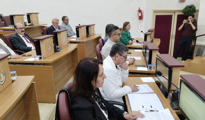 Uşak Belediye Meclisi'ndeki CHP Grubunda bir dizi değişim oldu!