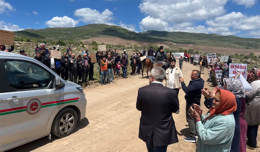 Uşak Bağbaşı’ndaki bilirkişi incelemesine yılkı atlarıyla eşlik ettiler