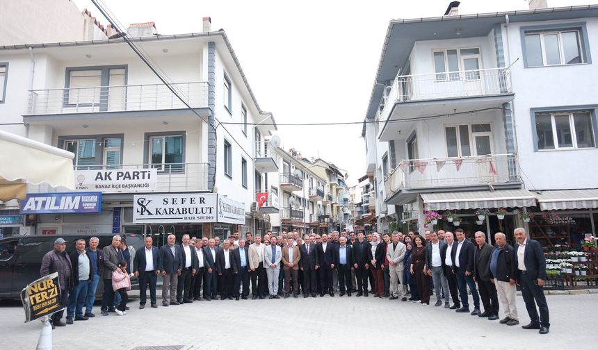 AK Parti Uşak İl Teşkilatı Yöneticileri, Banaz İlçe Başkanlığı'ndaki bayramlaşma programına katıldı