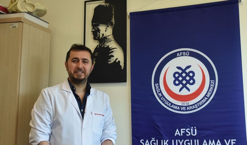 Uşak'ın komşusu Afyon'da sol göğsünü kaybeden kadının sorunu karından alınan dokuyla giderildi