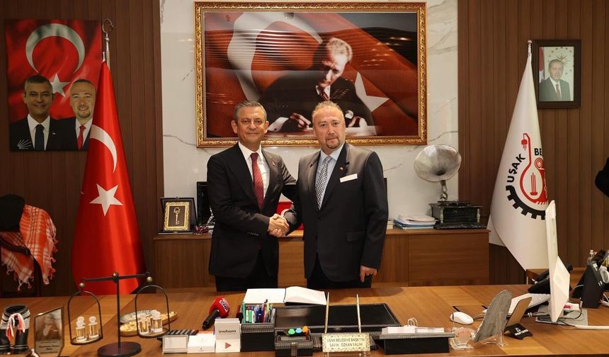 Uşak Belediyesi'nin kasasından çıkan parayı, Özkan Yalım kendi cebinden veriyor diye biliyorduk!
