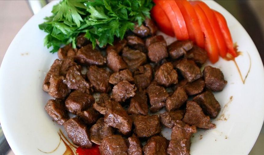 Uşak İl Sağlık Müdürü Acar, Kurban Bayramı'nda beslenme için uyarılarda bulundu