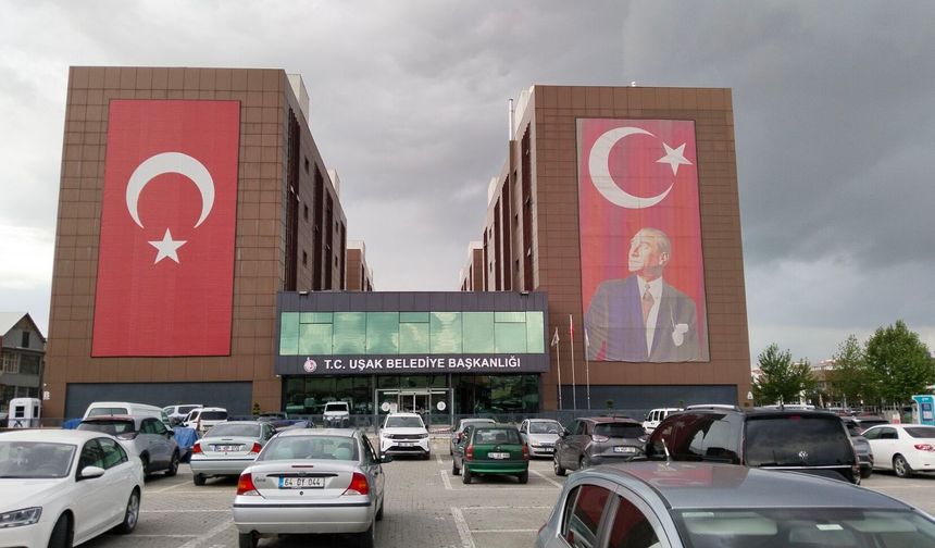 Uşak Belediyesi'nde müdürler değişti! İşte yapılan son atamalar!