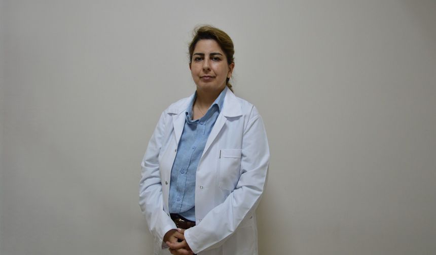 Türkiye’de görev yapan İran asıllı Romatoloji uzmanı Ladan Shoarian, Uşak’ta hasta kabulüne başladı