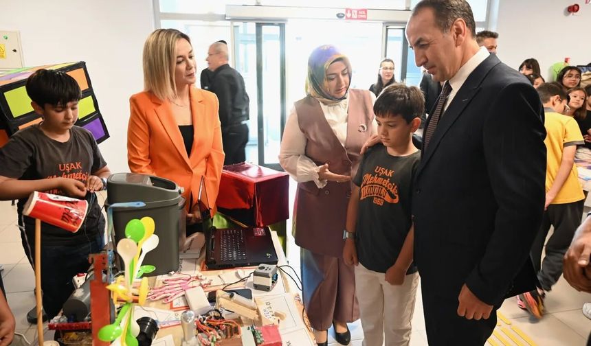 Uşak’ta STEM ve eTwinning projelerinin yıl sonu sergisi açıldı